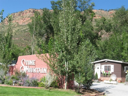 Hotels and Motels For Sale in Colorado